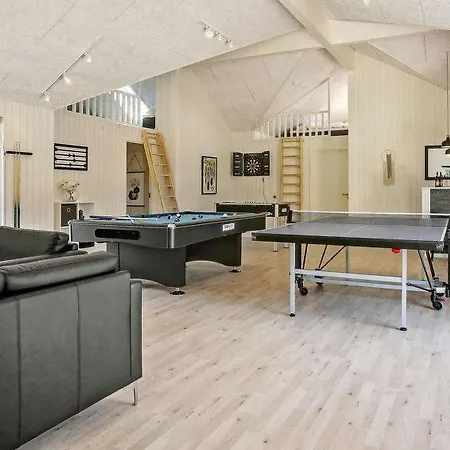 Oksby Sleeps 24 Pool Wifi Сasa de vacaciones